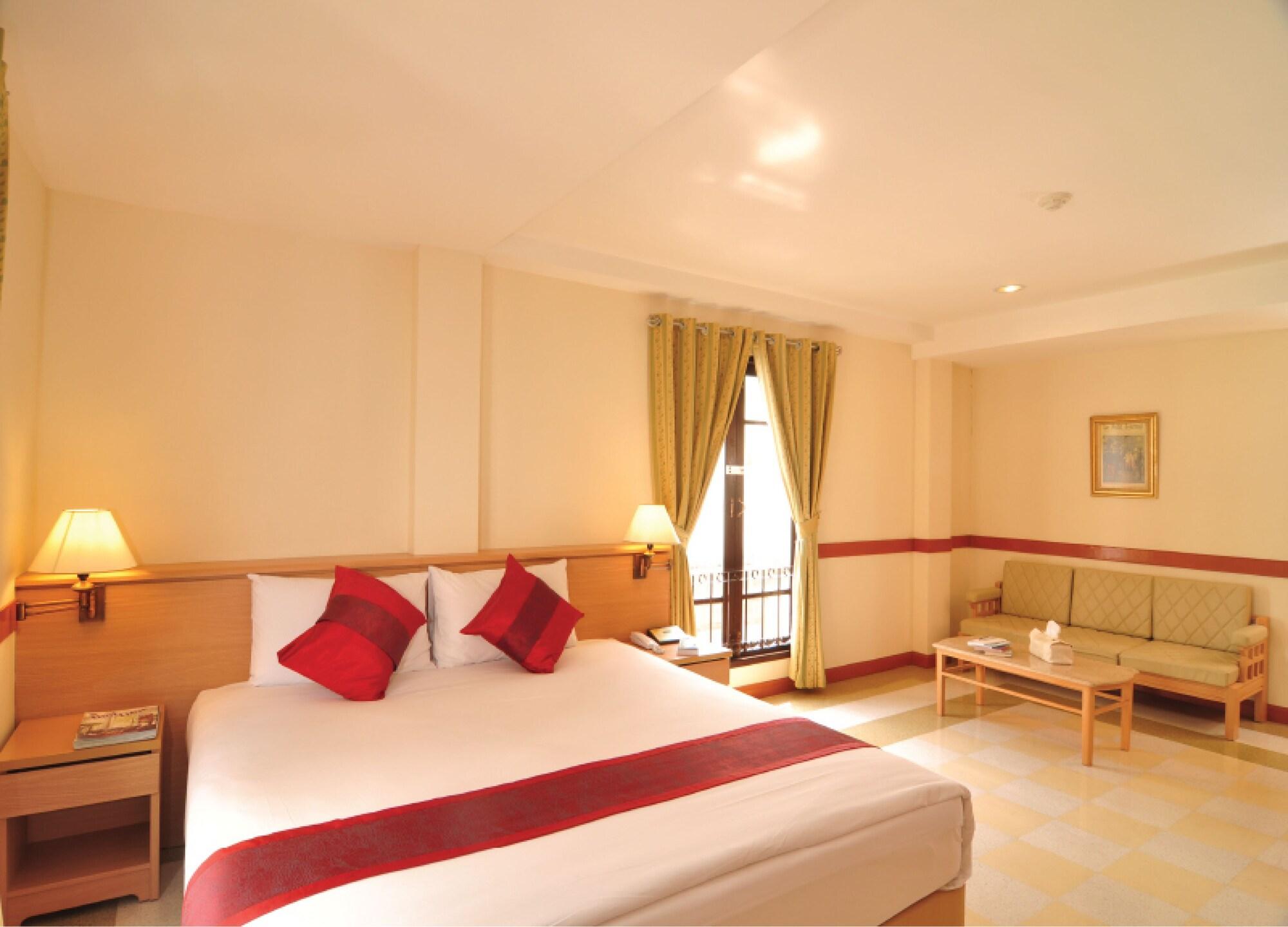 The Ecotel Bangkok Esterno foto