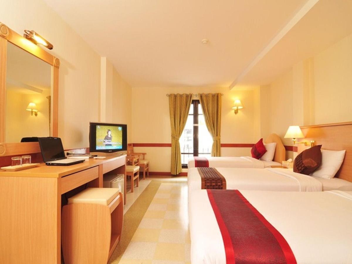 The Ecotel Bangkok Esterno foto
