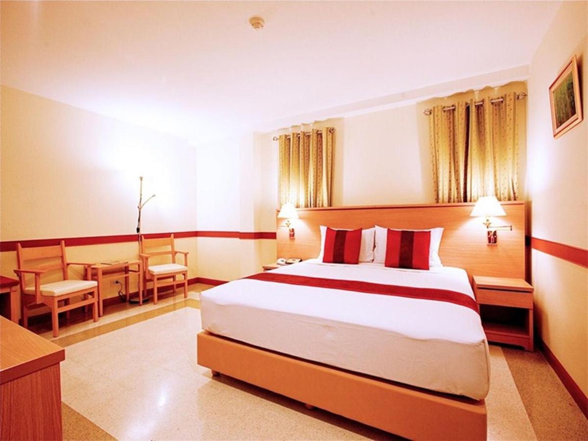 The Ecotel Bangkok Esterno foto